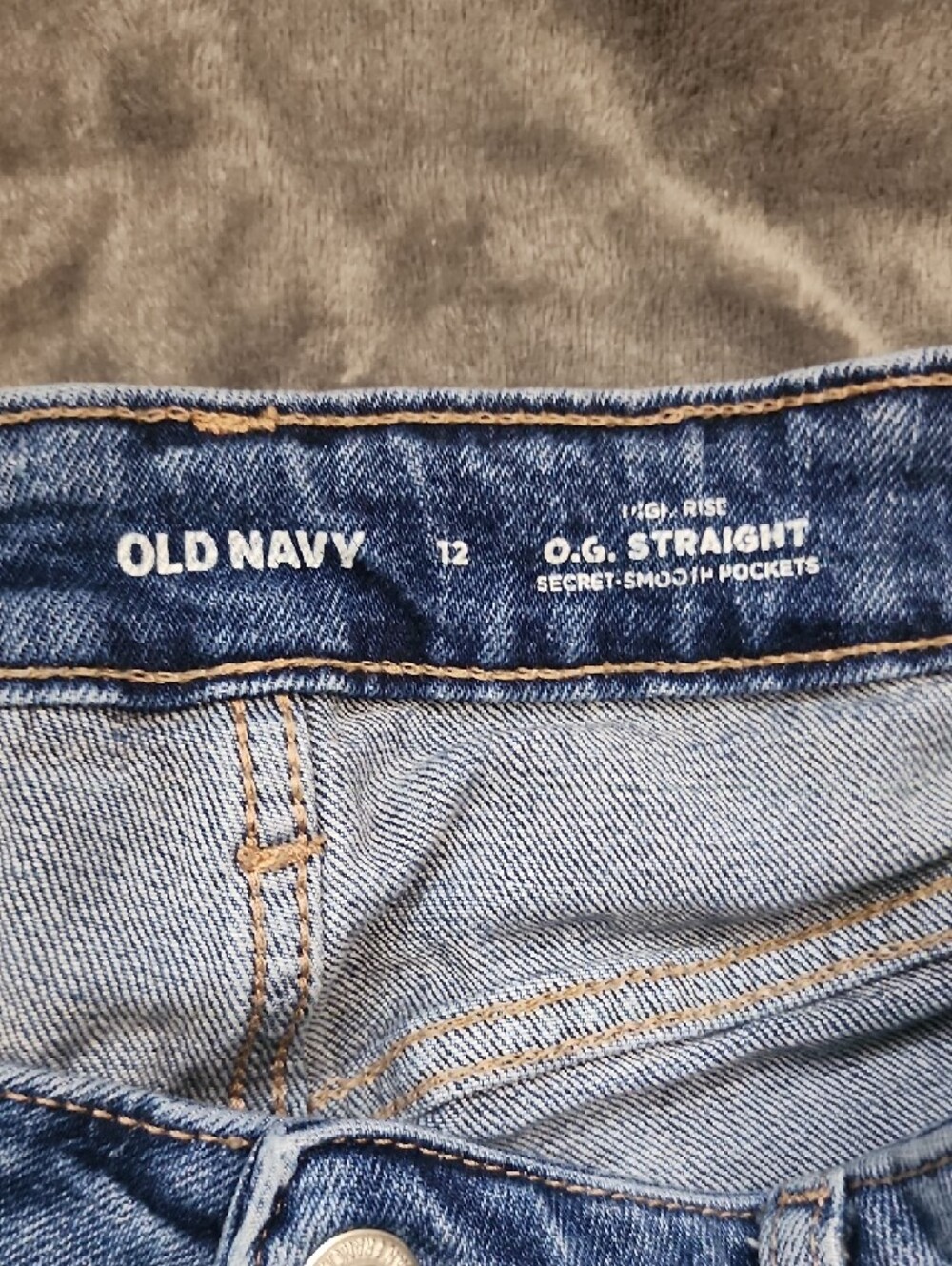 Old Navy Light Blue Distressed Rolled Cuff Denim Shorts - Picture 3 of 12